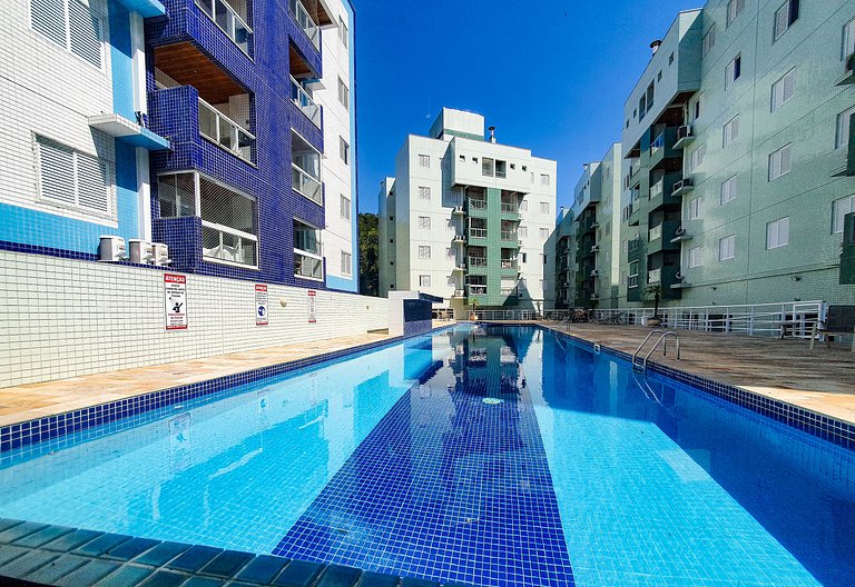 Apartamento com Piscina Aquecida - TF J307