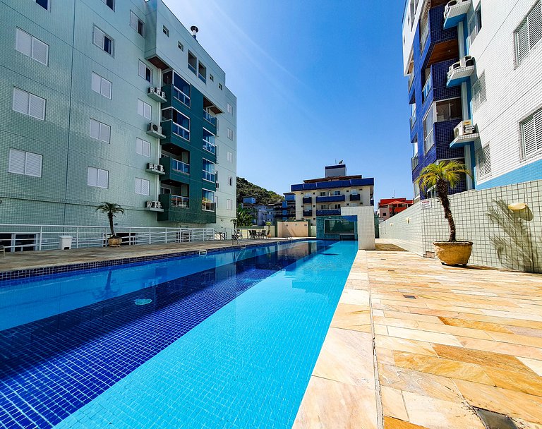 Apartamento com Piscina Aquecida - TF J307